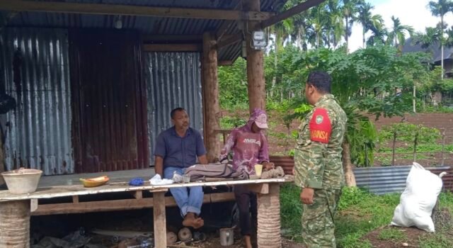 Duduk Bersama Warga Pante Jaya, Babinsa Ie Meulee Jaga Kondusifitas Wilayah