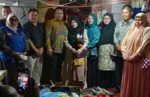 Wali Kota dan Ketua TP-PKK Sabang Turun Langsung, Salurkan Bantuan bagi Warga Membutuhkan